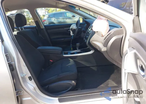 2015 Nissan Altima 2.5 S from USA, damaged, VIN 1N4AL3AP6FC598231